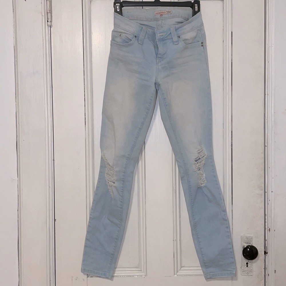 WannaBettaButt? Style by Urban Planet, size 3 young adult/skinny/ ripped jeans